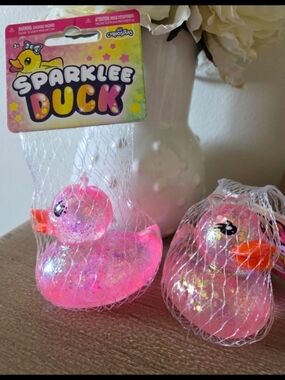 1 Pc -Sparklee Duck Pink Glitter Sugar Squishy - $11 Each